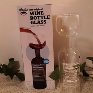 2/$15 NIB Wine Bottle Glass